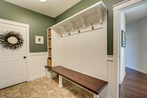 877 Yellowstone Trail, Hudson, WI 54016