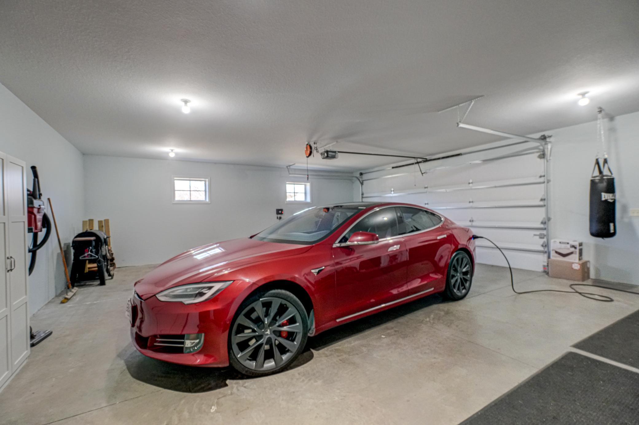 877 Yellowstone Trail-104.jpg