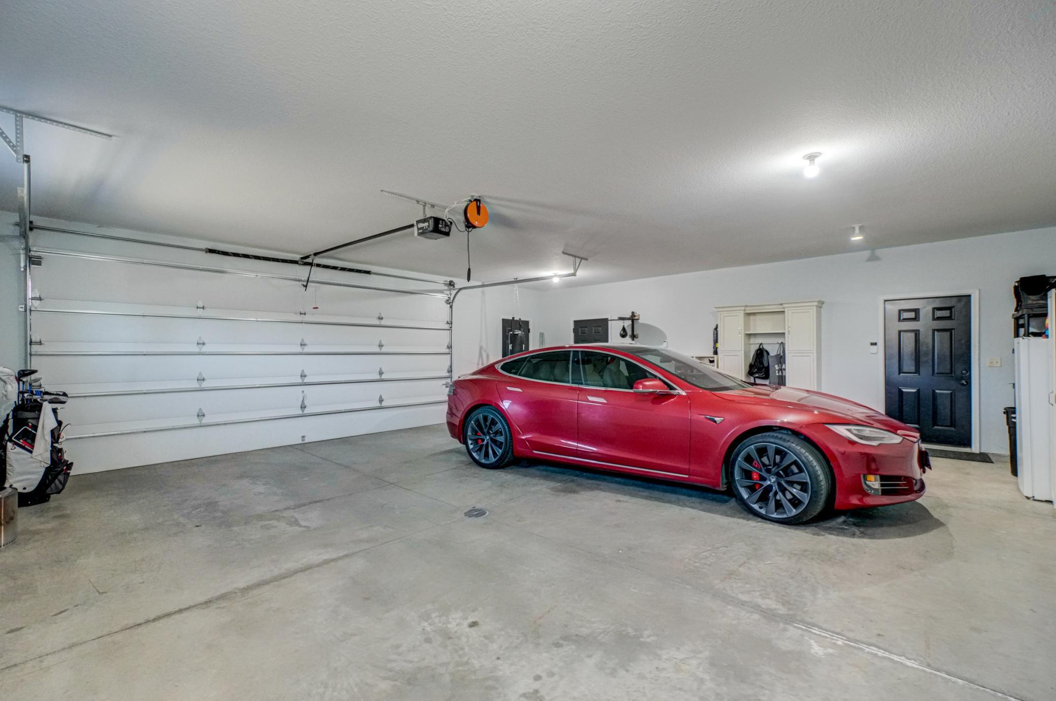 877 Yellowstone Trail-105.jpg