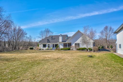 877 Yellowstone Trail, Hudson, WI 54016