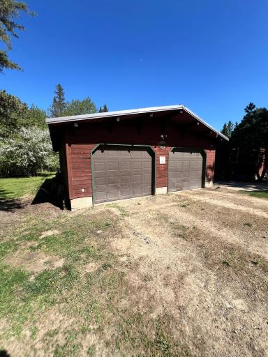 2700 Glenwood Drive, Grand Rapids, MN 55744