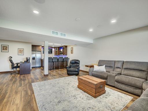 6024 158th Street W, Apple Valley, MN 55124