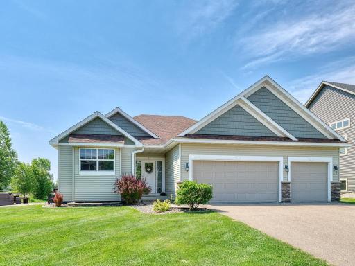 6024 158th Street W, Apple Valley, MN 55124