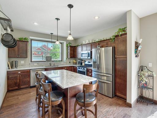 6024 158th Street W, Apple Valley, MN 55124