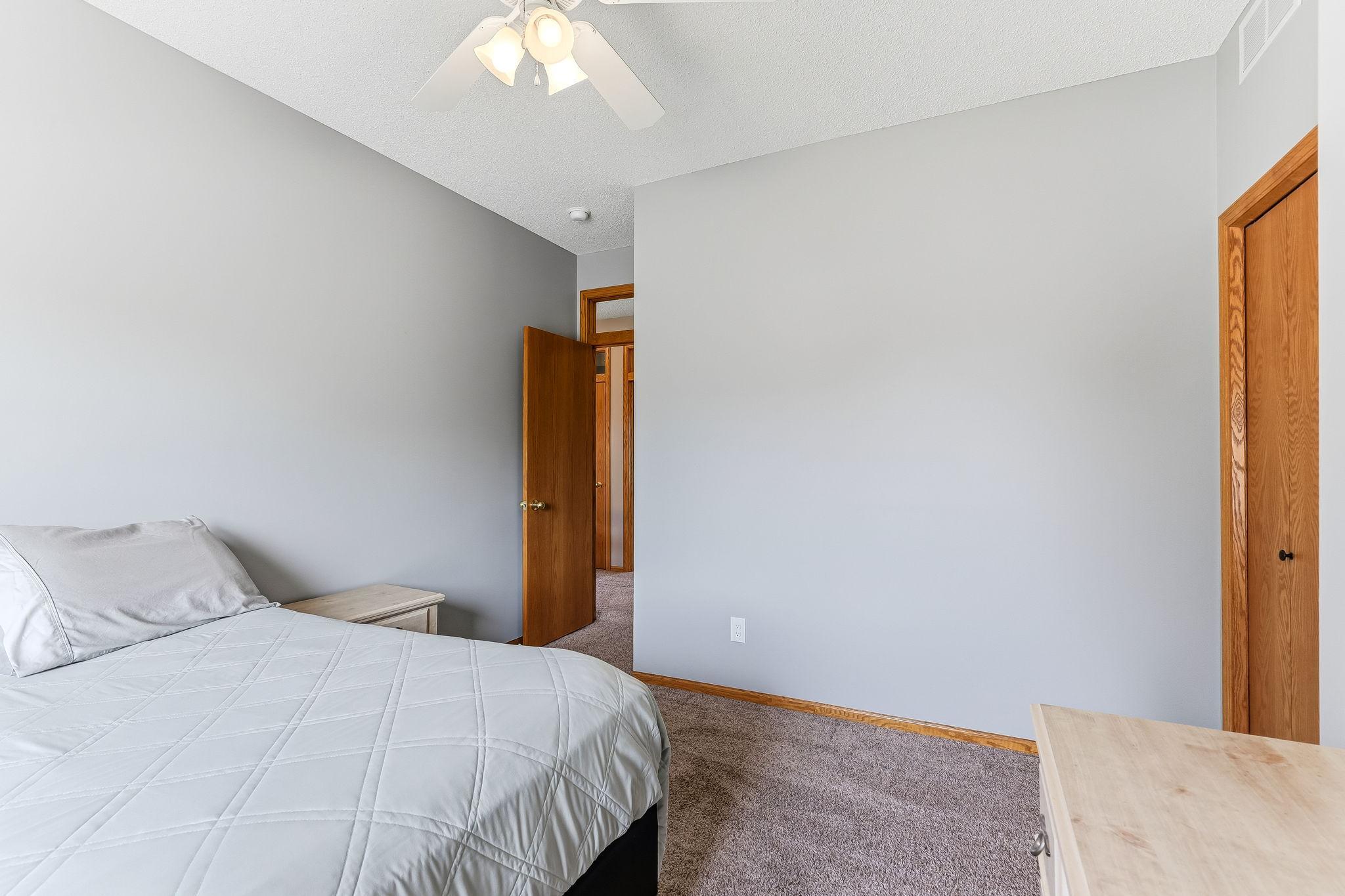 40-web-or-mls-9289-Icosa-St-40.jpg