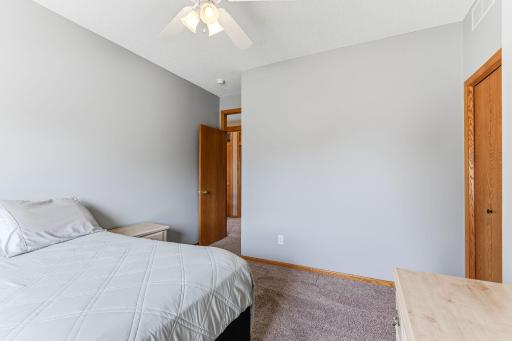 9289 Icosa Street, Lakeville, MN 55044