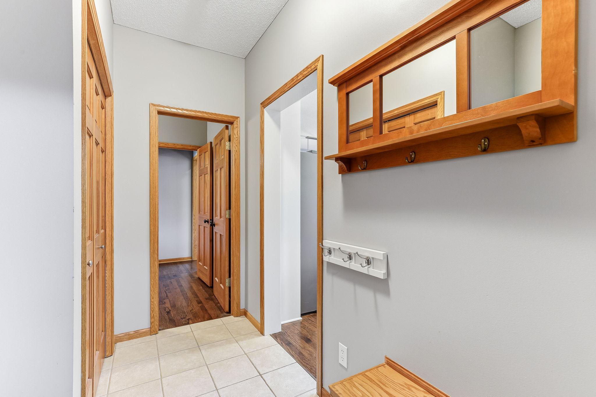 20-web-or-mls-9289-Icosa-St-20.jpg