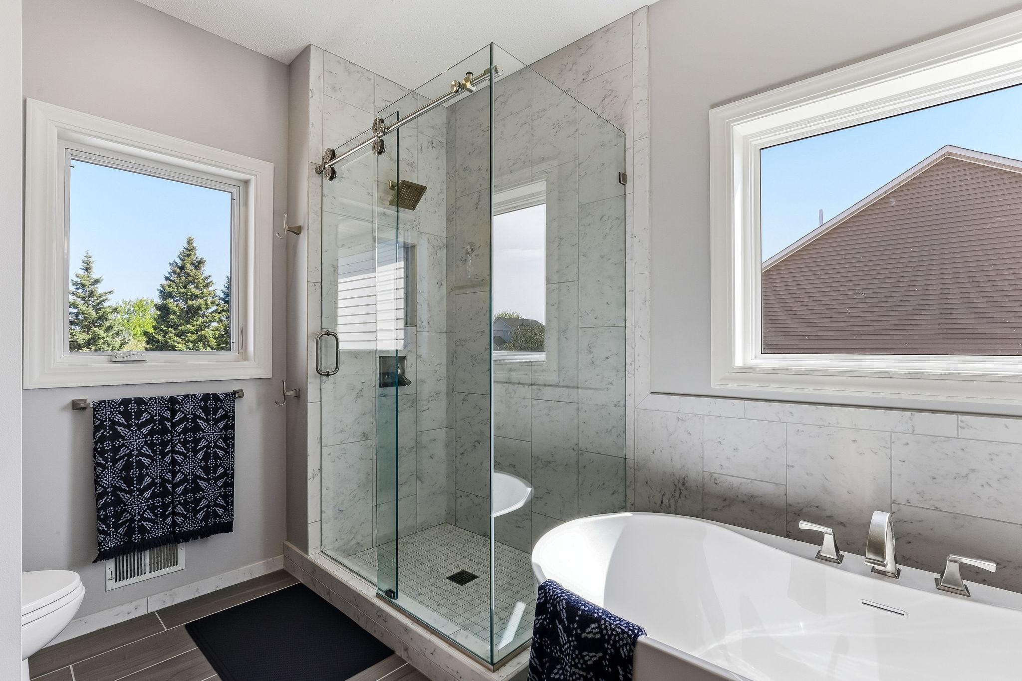 34-web-or-mls-9289-Icosa-St-34.jpg