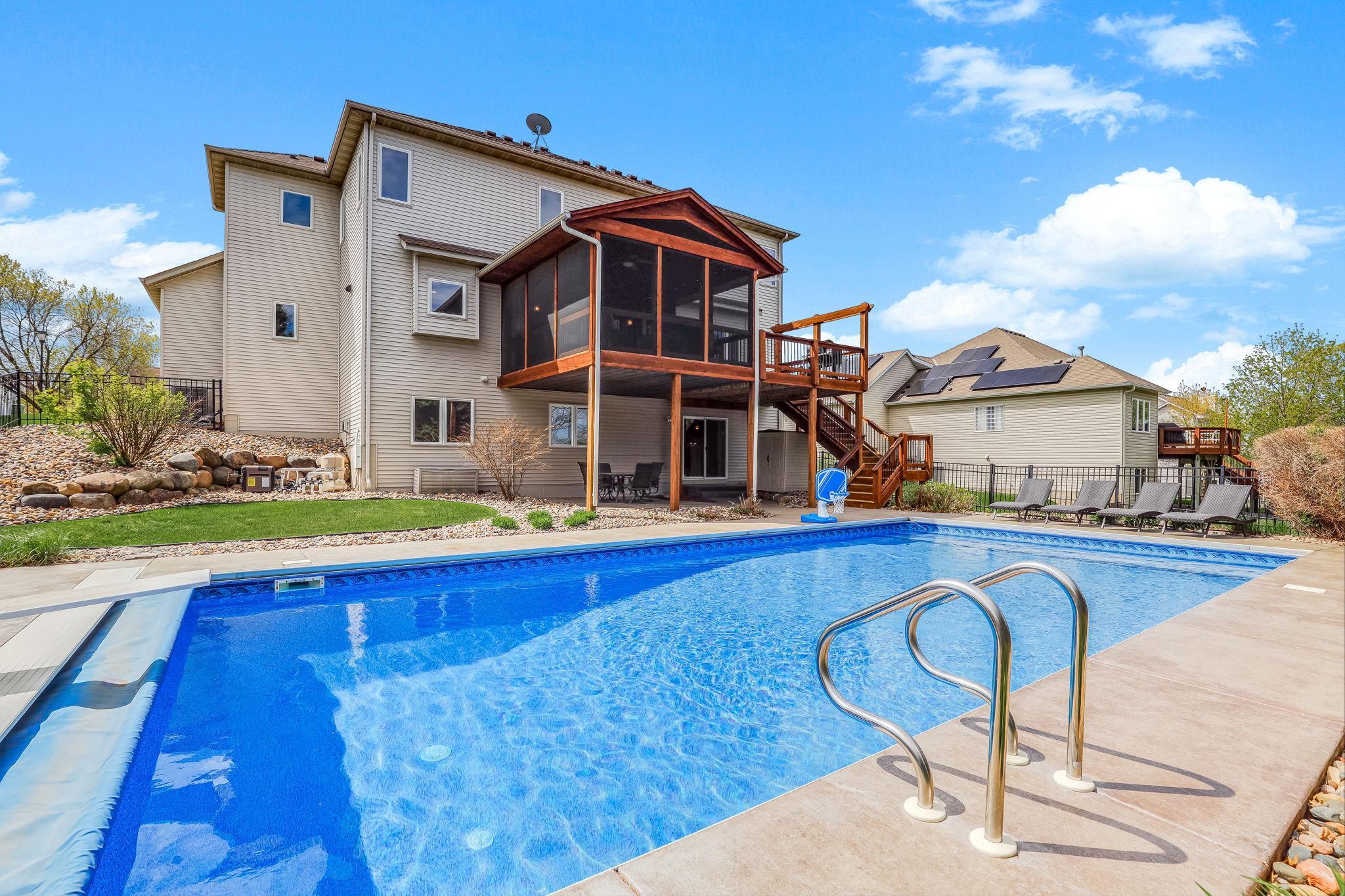 59-web-or-mls-9289-Icosa-St-59.jpg