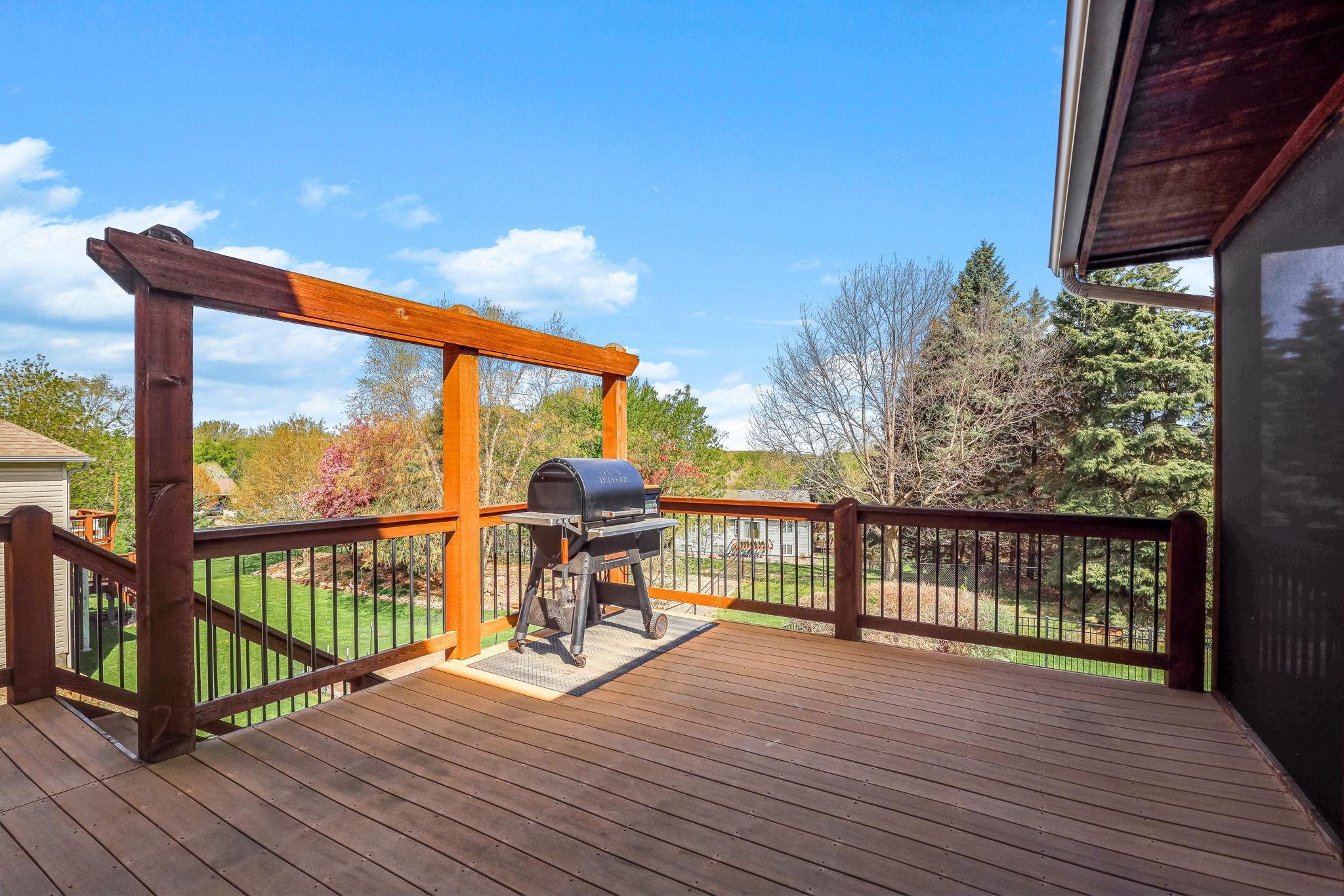 25-web-or-mls-9289-Icosa-St-25.jpg