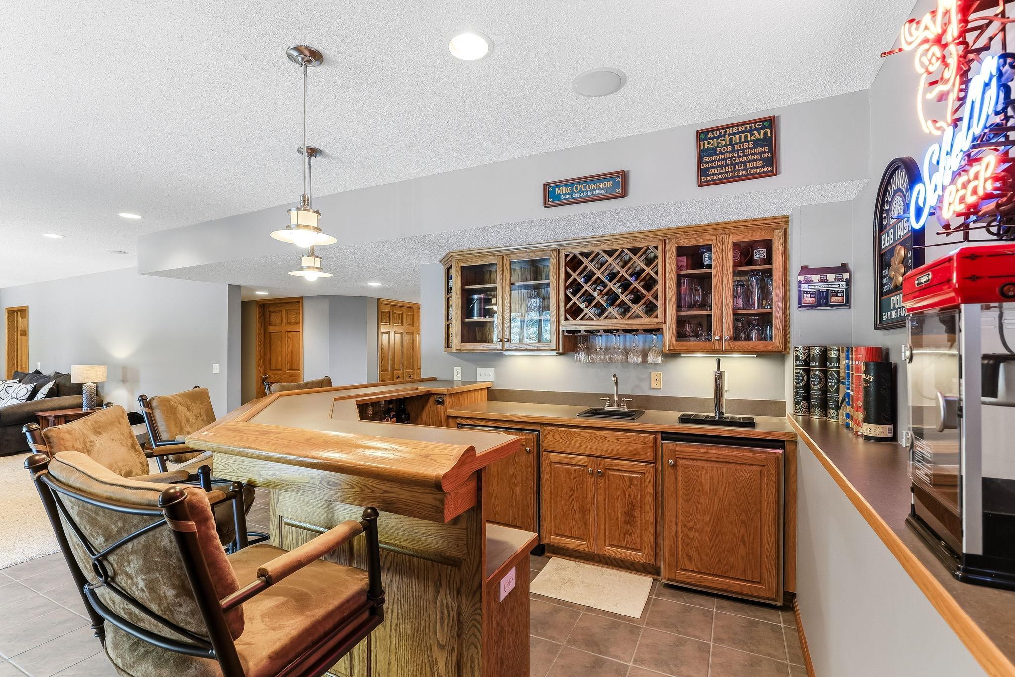 46-web-or-mls-9289-Icosa-St-46.jpg