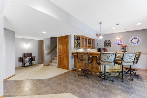 9289 Icosa Street, Lakeville, MN 55044