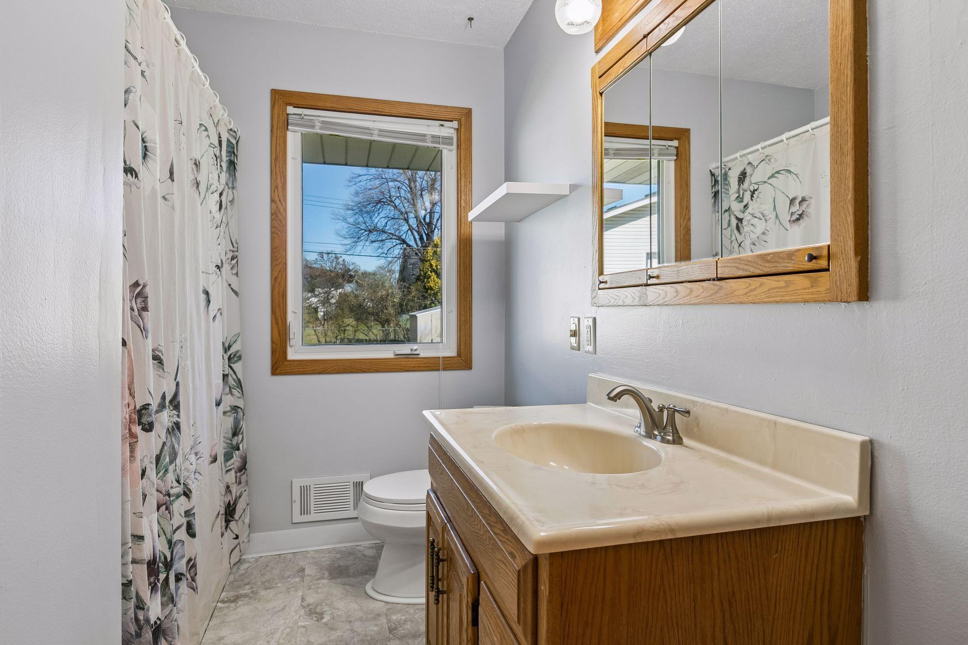 The main floor full bathroom.