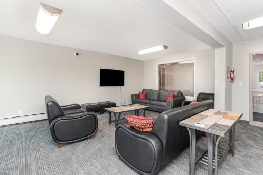 Relax with family & friends in this inviting space