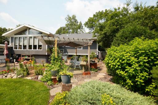 909 16th Street SW, Willmar, MN 56201