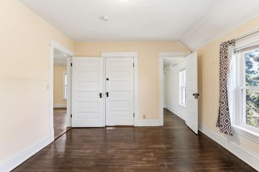 389 Fairview Avenue N, Saint Paul, MN 55104