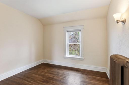 389 Fairview Avenue N, Saint Paul, MN 55104