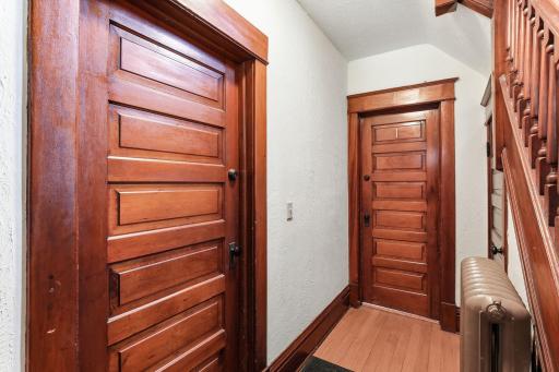 389 Fairview Avenue N, Saint Paul, MN 55104