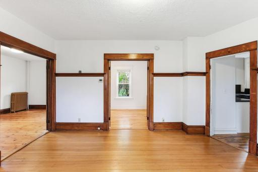 389 Fairview Avenue N, Saint Paul, MN 55104