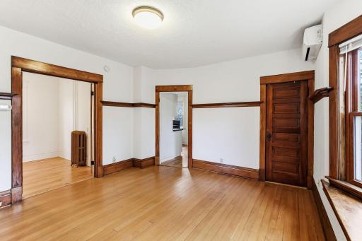 389 Fairview Avenue N, Saint Paul, MN 55104