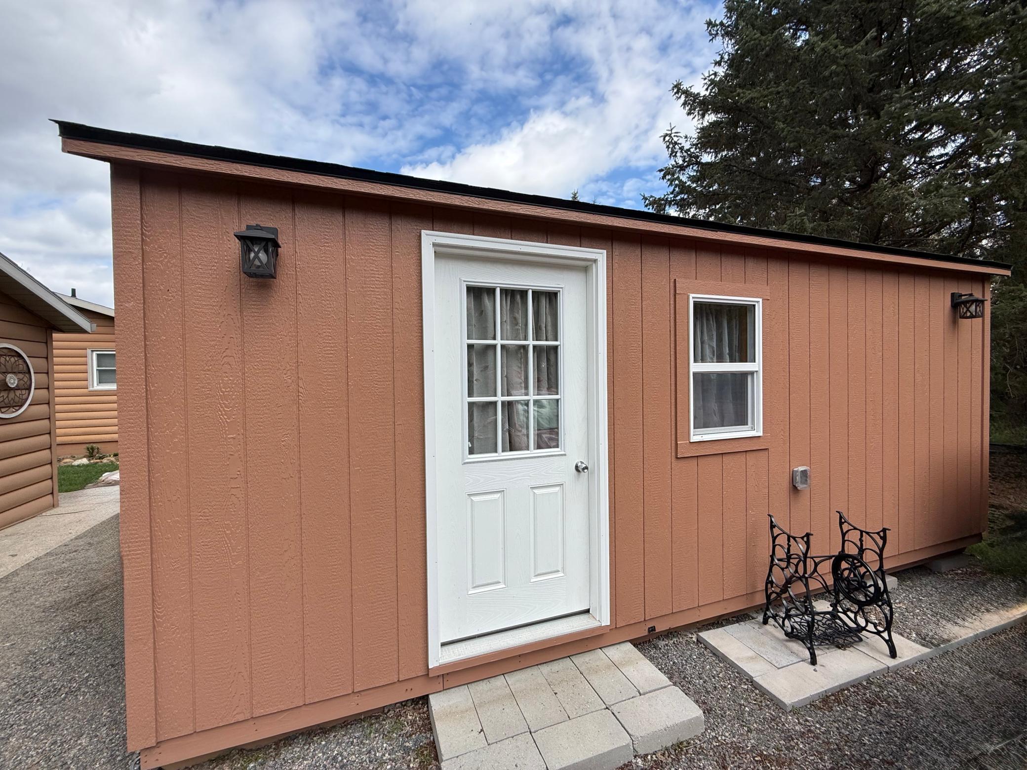 This shed is a great size! 12x20!
It has electricity, heat, and a/c!