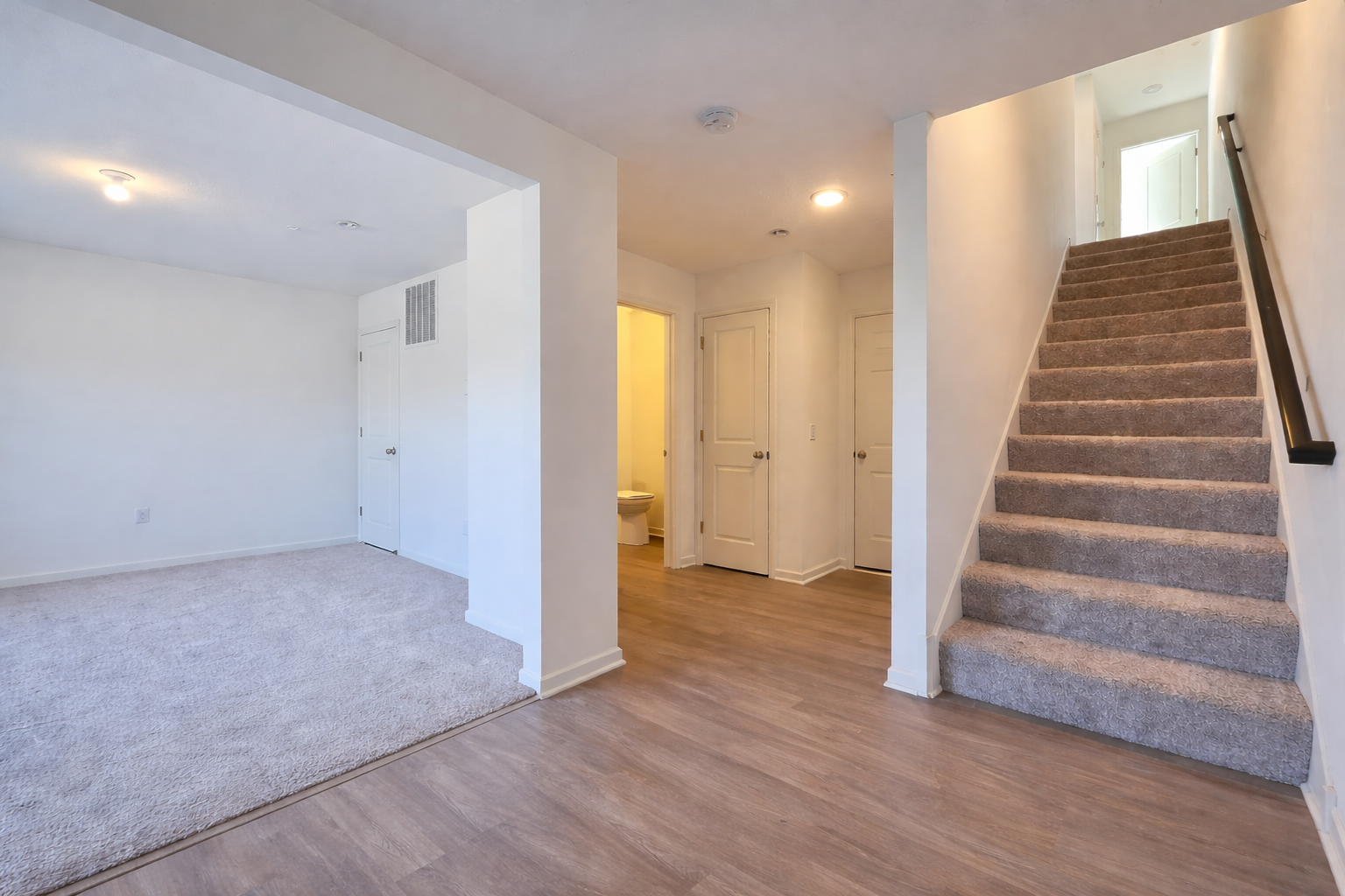 13 Lower Flex Room:Entry.png