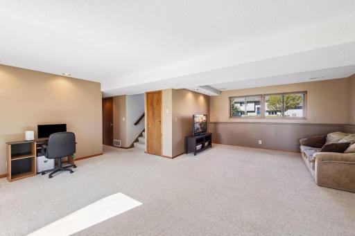 9721 Portal Drive, Eden Prairie, MN 55347