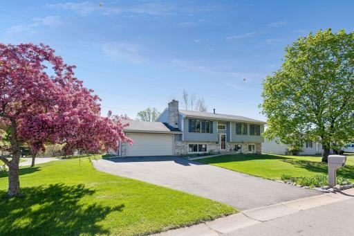 9721 Portal Drive, Eden Prairie, MN 55347