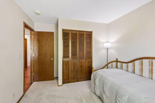 9721 Portal Drive, Eden Prairie, MN 55347