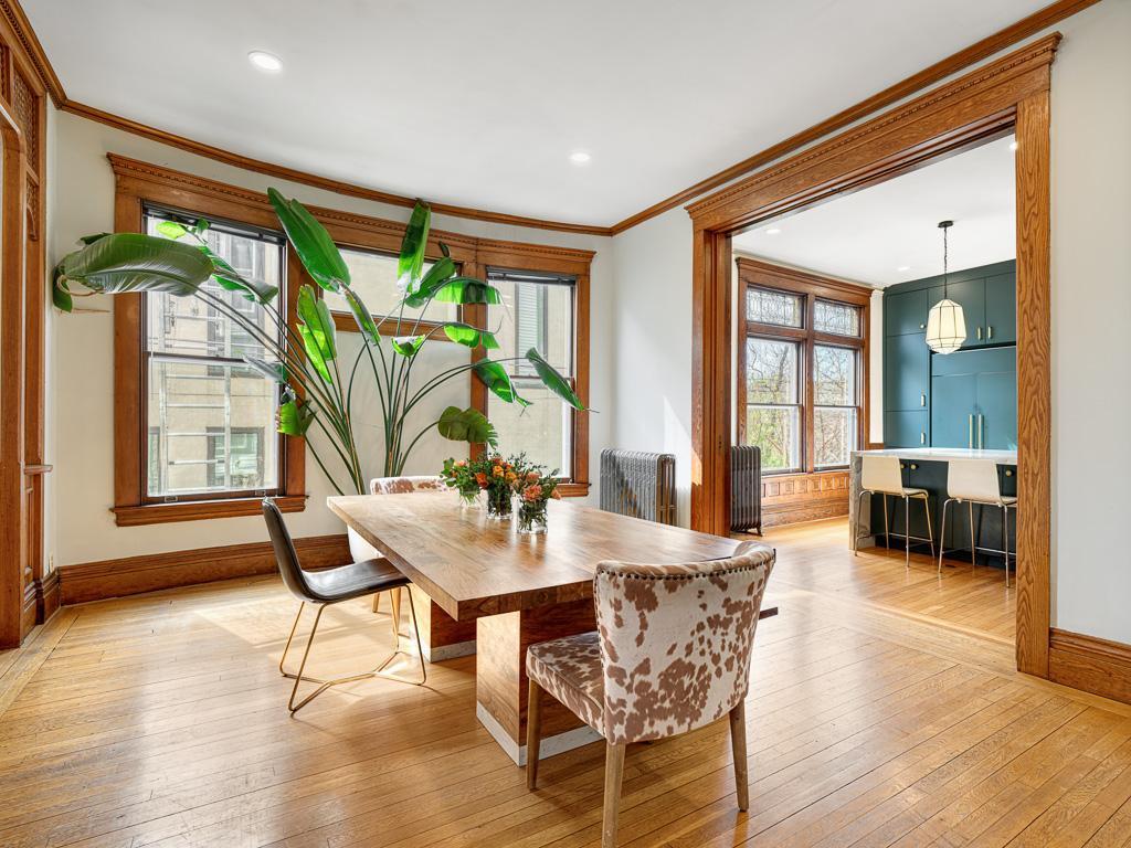 11 - Dining Room.jpg