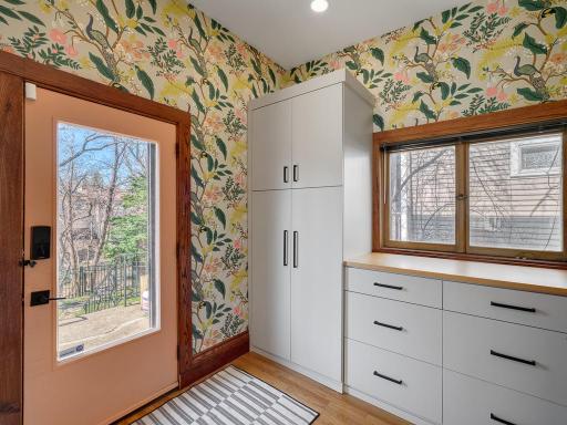 15 Crocus Place, Saint Paul, MN 55102