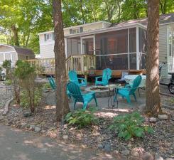 2006 Canterbury Park Model has been nicely updated and has loft and everything you need! No need to search around for a place to camp any longer - you will own it! pg