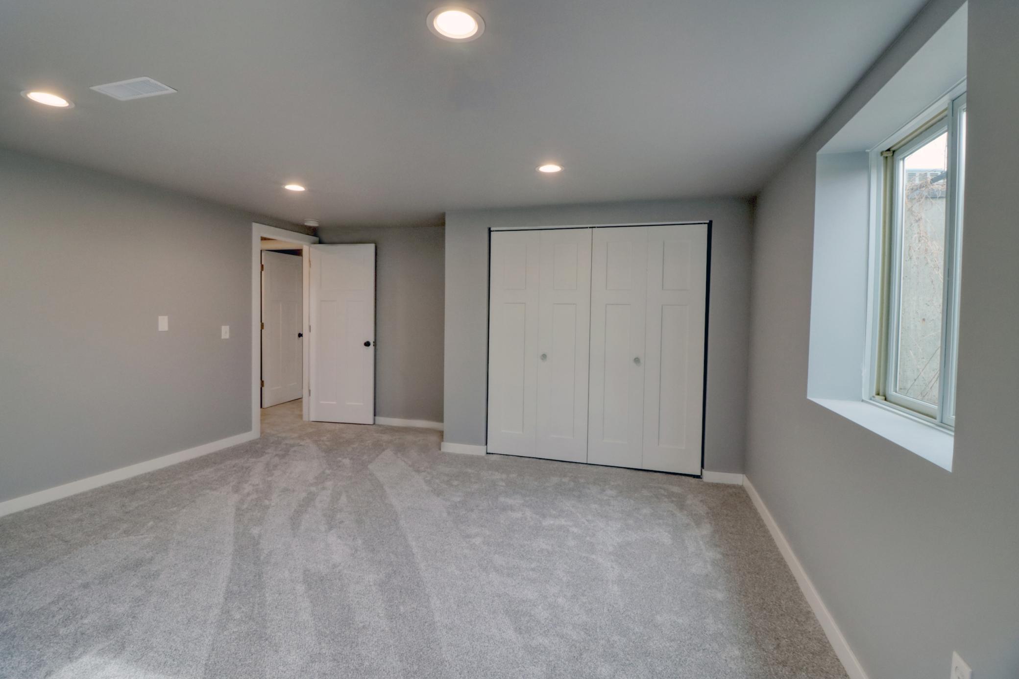 Basement Bedroom3_2.jpg