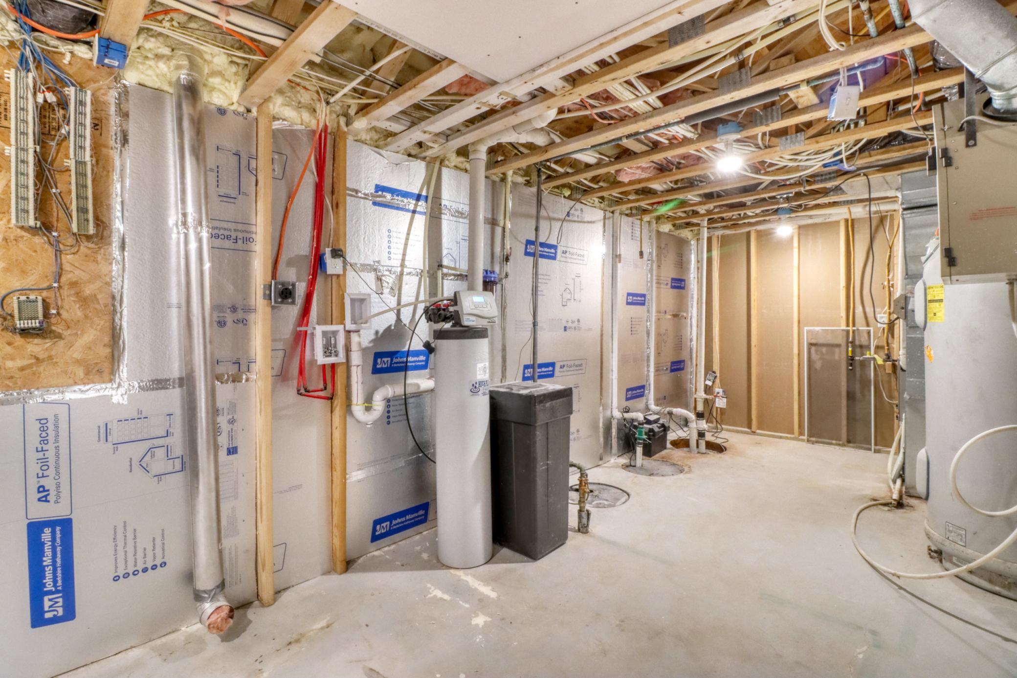 Basement Laundry_Mechanical1_1.jpg