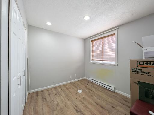 238 PINEWOOD Boulevard, West Fargo, ND 58078