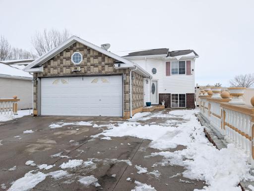 238 PINEWOOD Boulevard, West Fargo, ND 58078