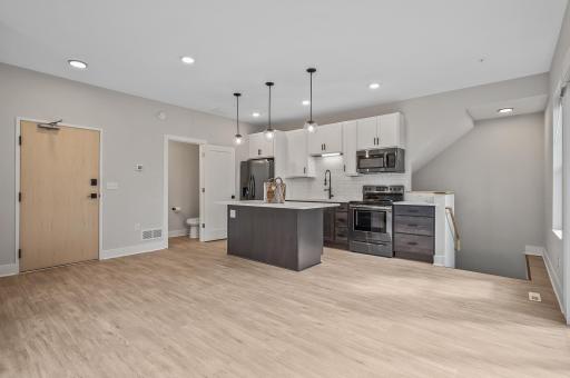 2413 1st Avenue S, Minneapolis, MN 55404