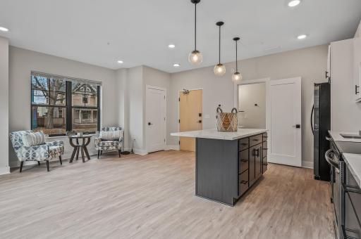 2413 1st Avenue S, Minneapolis, MN 55404