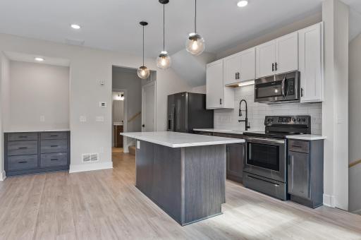 2413 1st Avenue S, Minneapolis, MN 55404