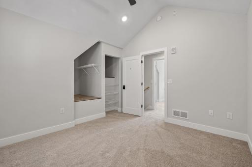 2413 1st Avenue S, Minneapolis, MN 55404