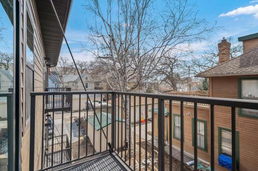 2413 1st Avenue S, Minneapolis, MN 55404