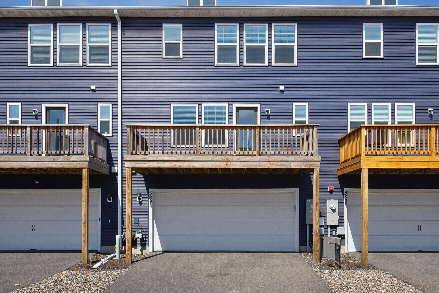 16 Exterior Rear.png