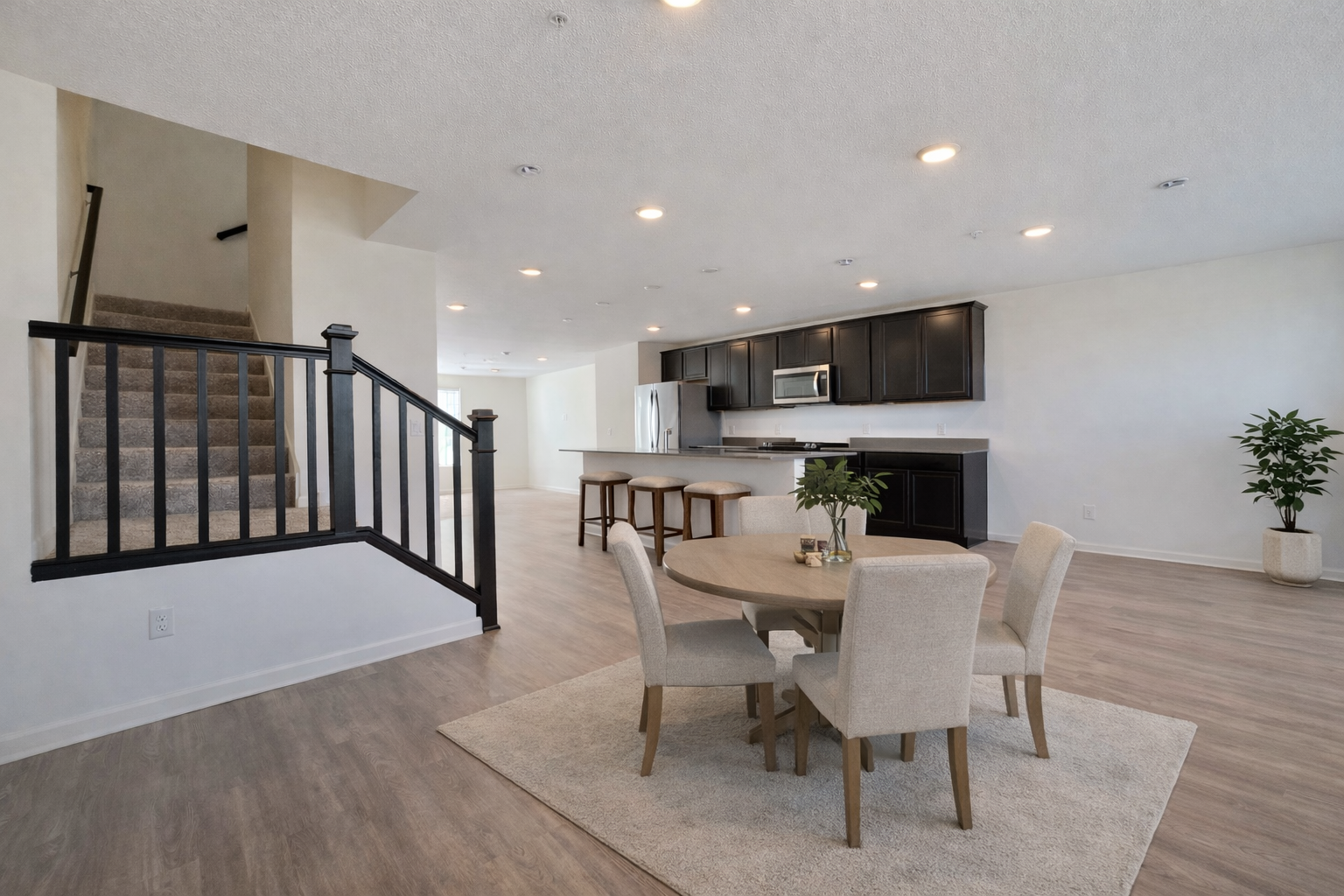 05 Dining:Kitchen.png