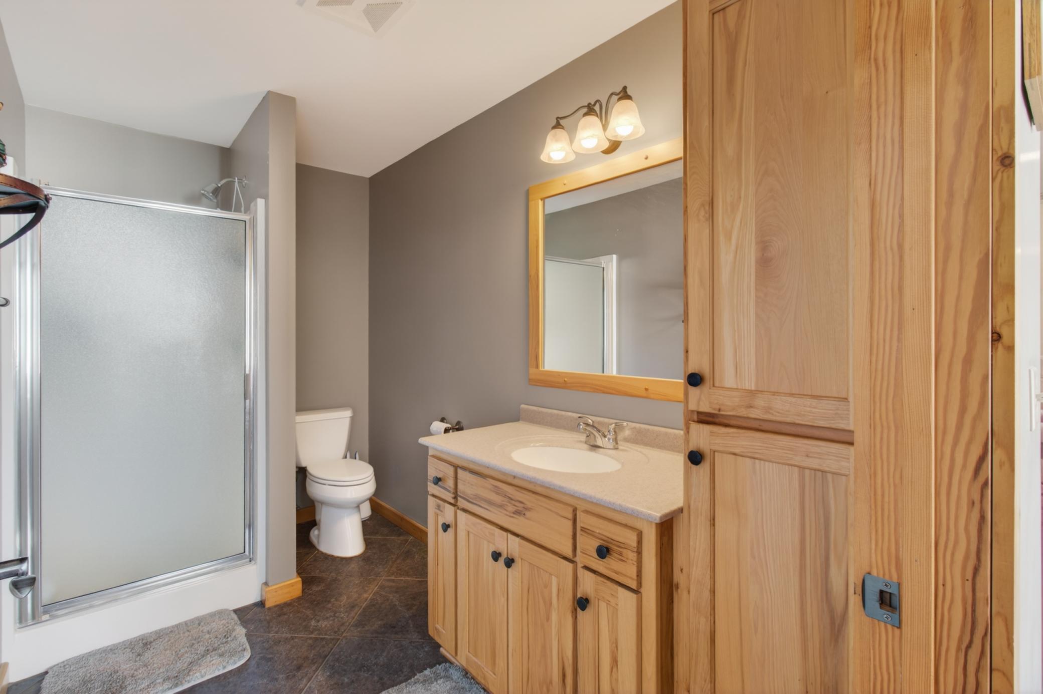 Main Floor 3/4 Guest Bath