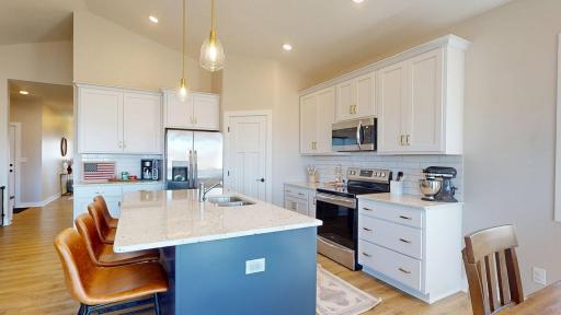 2018 Douglas Trail Drive SE, Pine Island, MN 55963