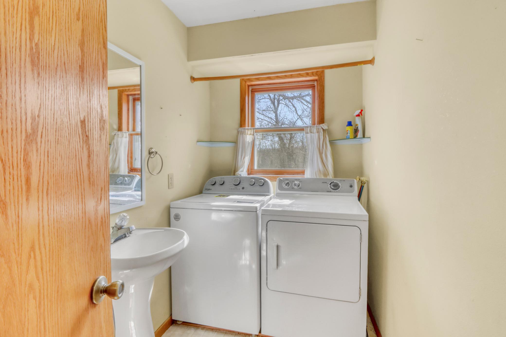 Laundry_half-bath.JPG