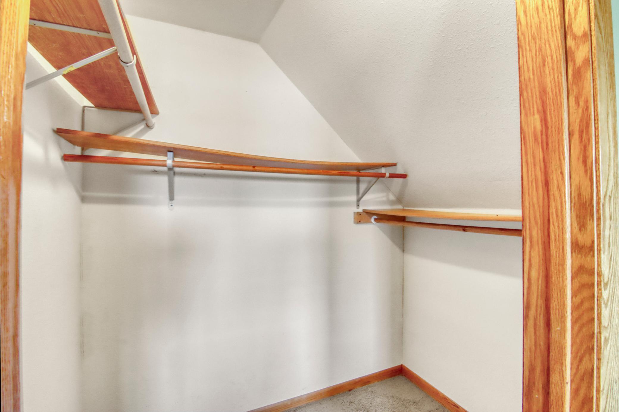 Upstairs Bedroom1_closet1_1.JPG