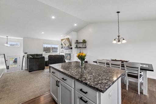 940 Lakewood Trail, Young America, MN 55397