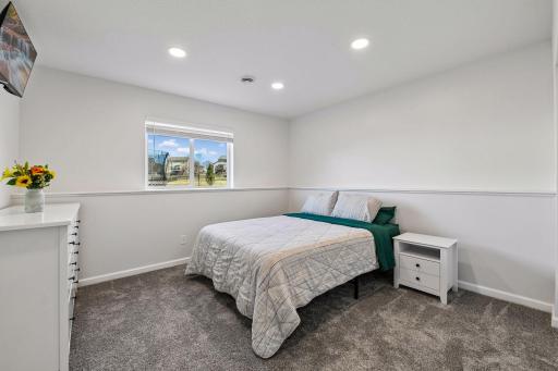 940 Lakewood Trail, Young America, MN 55397