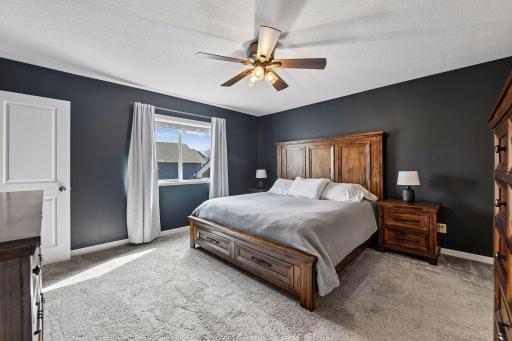 940 Lakewood Trail, Young America, MN 55397
